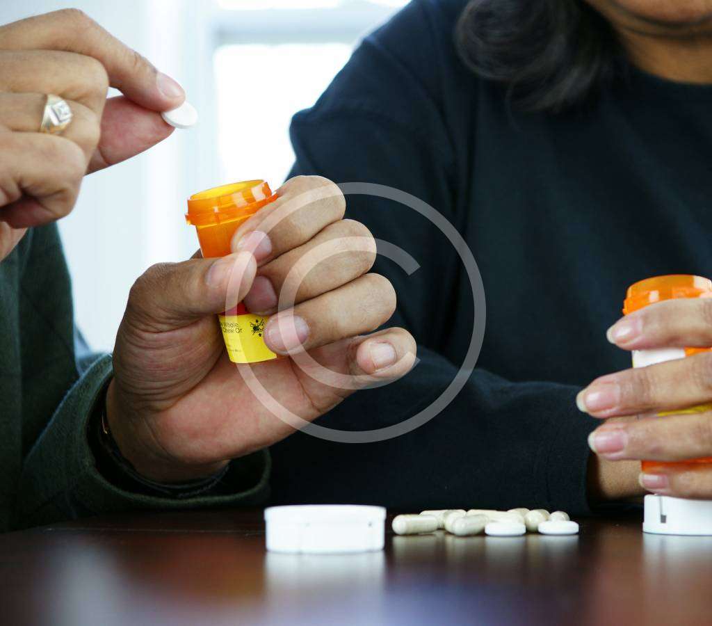 How To Help Seniors Manage Medication Beverly Assisted Living